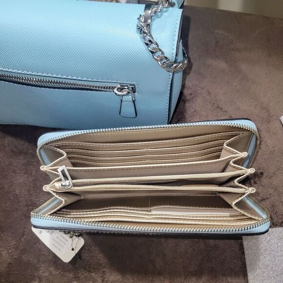 Guess Convertible Crossbody Handbag & Embossed Animal Print Wallet Leather - Picture 7 of 7